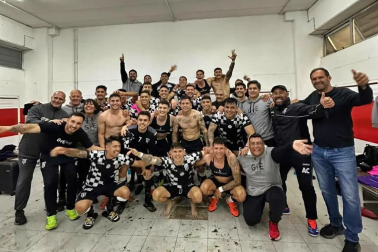 Gimnasia se consolida en defensa y sueña con el ascenso. Foto: Prensa Gimnasia