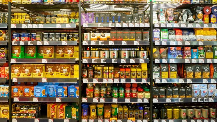 Las marcas de los cafés son internacionales. Foto: Sorbis / Shutterstock