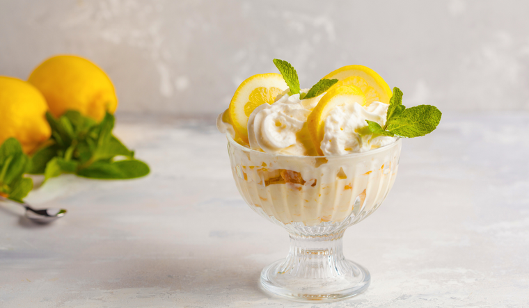 Esta receta de mousse de lim&oacute;n se populariza en verano por no llevar horno.