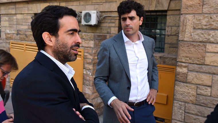 Los ministros Víctor Fayad (Hacienda) y Natalio Mema (Gobierno).&nbsp;