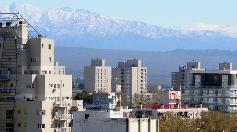 Cómo estará el tiempo este viernes y el fin de semana en Mendoza