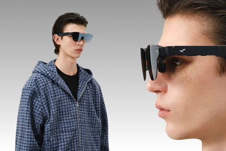 Innovación en lentes inteligentes: los paneles proyectan entornos de trabajo y reproducción de video en alta definición. Innovación en lentes inteligentes: los paneles proyectan entornos de trabajo y reproducción de video en alta definición.