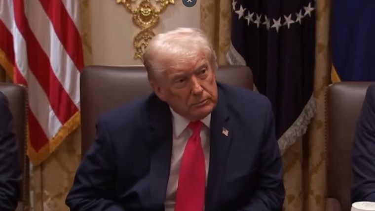 El anuncio fue realizado durante una reunión de Gabinete en la Casa Blanca.