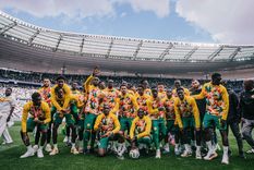 Senegal festejó con la Copa Africana de Naciones.