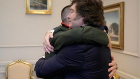 El abrazo de Milei y Gallo El abrazo de Milei y Gallo