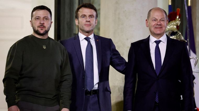 Tres de los líderes que asistirán a la cita: Zelenski, Macron y Scholz. Foto: Efe.