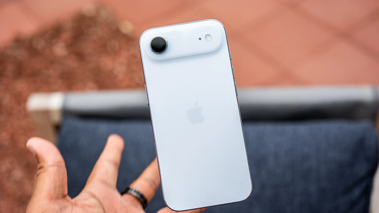 Concepto de diseño del próximo modelo, que formará parte de la familia iPhone Air. Concepto de diseño del próximo modelo, que formará parte de la familia iPhone Air.