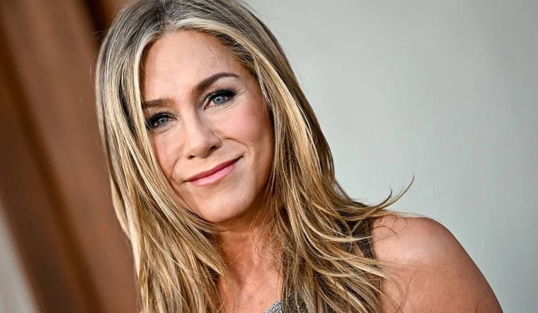 Jennnifer Aniston se animó a un cambio y lleva el corte de la temporada