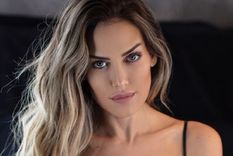 Mercedes Villador, ex de Luis Miguel, paralizó las redes con un coqueto conjunto de lencería.