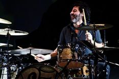 baterista de pez, acusado de abusador y violento