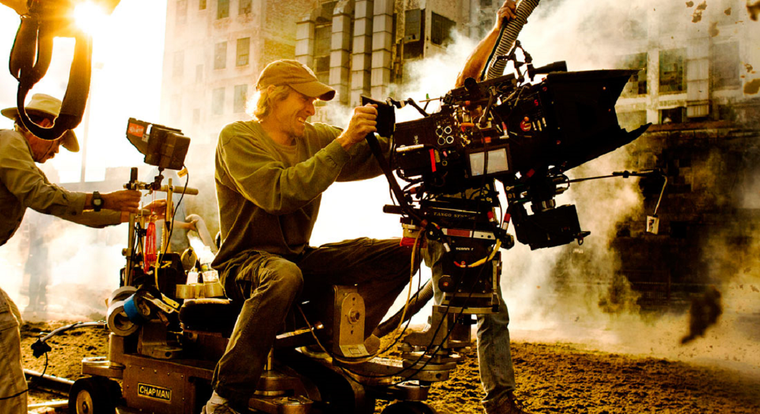 Las mejores peleas grabadas en Hollywood Imagen ilustración de una grabación de película: Michael Bay. Foto: Stratega Magazine