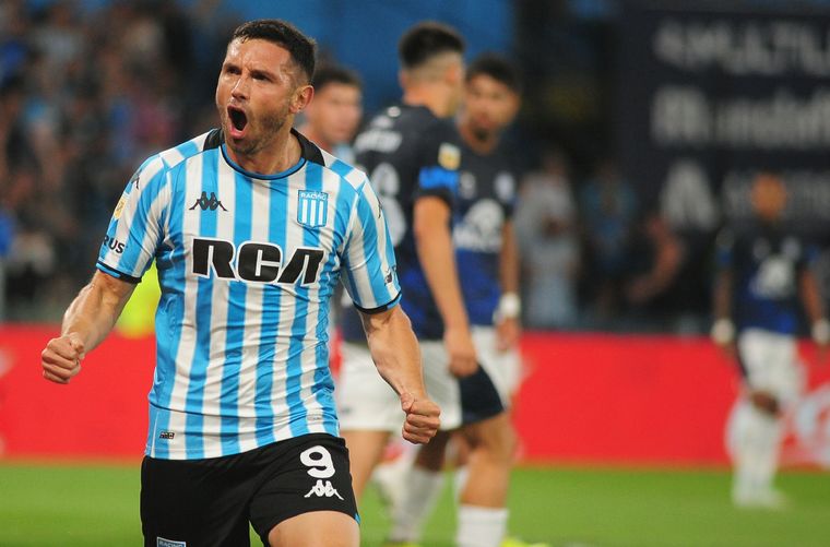 Maravilla Martínez advirtió a la dirigencia de Racing Club. Foto: Fotobaires