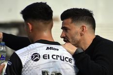 En su segunda experiencia como entrenador, Ariel Broggi metió a Gimnasia en la gran final por el ascenso directo a la Liga Profesional. En su segunda experiencia como entrenador, Ariel Broggi metió a Gimnasia en la gran final por el ascenso directo a la Liga Profesional.
