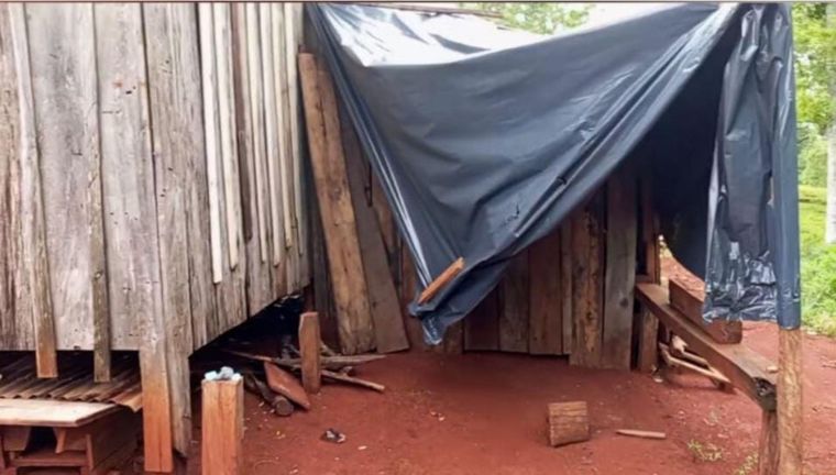 La vivienda donde vive la menor. La vivienda donde vive la menor.