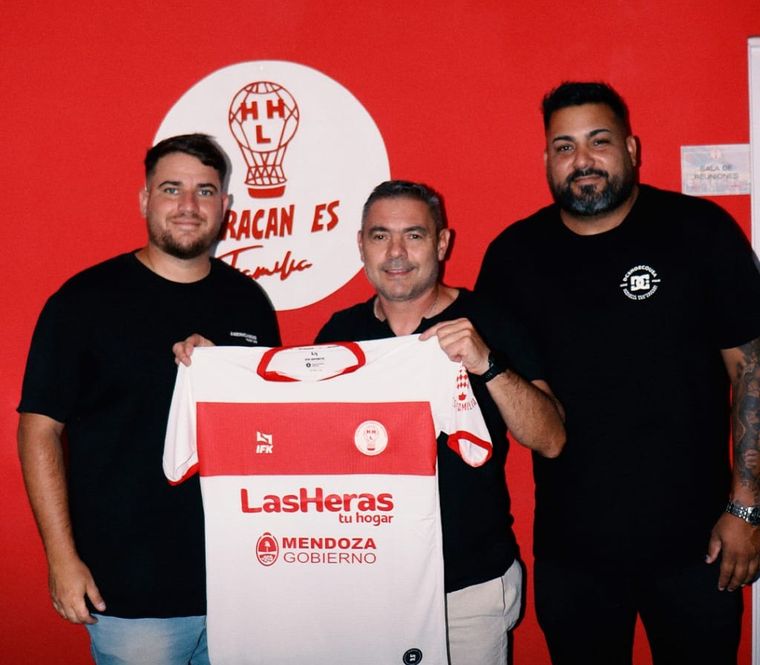 Sergio Toti Arias tendrá una nueva experiencia en el fútbol mendocino. Sergio Toti Arias tendrá una nueva experiencia en el fútbol mendocino.