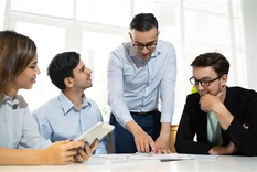 Los jóvenes argentinos parecen estar diciendo: no queremos competir con las máquinas, queremos liderarlas. Los jóvenes argentinos parecen estar diciendo: no queremos competir con las máquinas, queremos liderarlas.