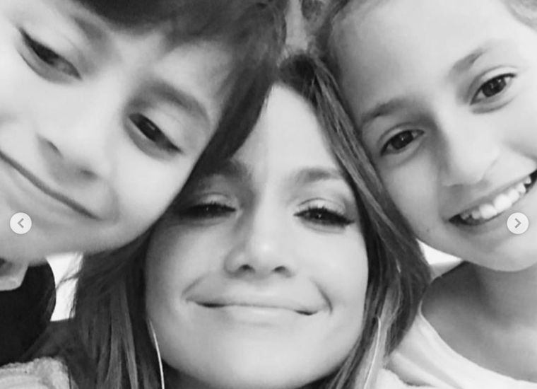 Jlo y sus dos hijos: Max y Emme Foto: Archivo