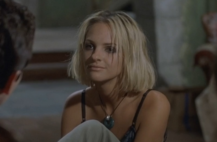 Boti Bliss nació el 23 de octubre de 1975.