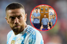 Los líderes de la Selección recrearon una foto en la que estaba el Papu Gómez, pero lo reemplazaron. Los líderes de la Selección recrearon una foto en la que estaba el Papu Gómez, pero lo reemplazaron.