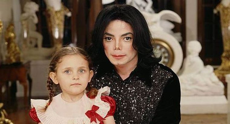 Michael Jackson y su hija Paris Foto: Archivo