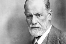 Sigmund Freud dejó esta frase para expresar que la razón no siempre domina de inmediato, aunque siga avanzando.