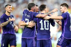 El titular de la Selección argentina que podría sumarse a las bajas de González y Correa. Foto: EFE El titular de la Selección argentina que podría sumarse a las bajas de González y Correa. Foto: EFE