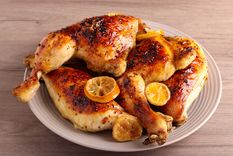 Trucos para que tu pollo con limón quede tierno y lleno de sabor.