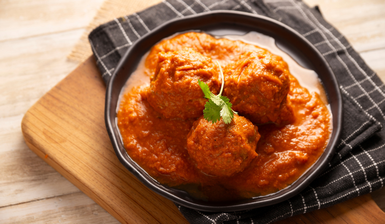 Aunque tradicionalmente se sirve con arroz o tortillas, esta receta también se puede disfrutar en sopas, guisos o como botana acompañada de pan fresco. Aunque tradicionalmente se sirve con arroz o tortillas, esta receta también se puede disfrutar en sopas, guisos o como botana acompañada de pan fresco.