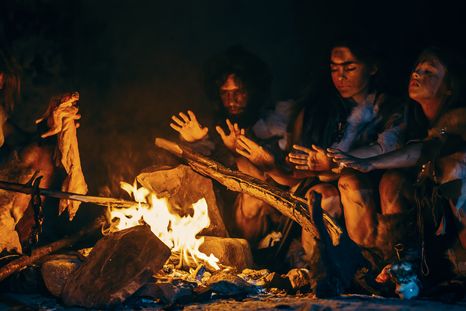 El invento de un sistema de signos paleolíticos podría anteceder en miles de años a la escritura cuneiforme. El invento de un sistema de signos paleolíticos podría anteceder en miles de años a la escritura cuneiforme.