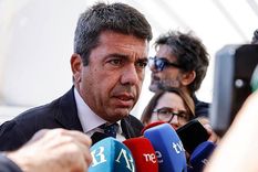 el presidente de la comunidad valenciana carlos mazon dimite a dias del aniversario de la tragedia de la dana y en medio de criticas a su gestion