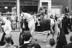 quien fue la lady godiva real, la jinete desnuda que se convirtio en un simbolo de resistencia