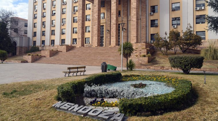 Un indicador encendió una alarma anaranjada en el Gobierno provincial Un indicador encendió una alarma anaranjada en el Gobierno provincial