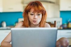 Los destinatarios de los correos están a menudo expuestos al llamado sesgo de intensificación negativa. Foto: ROY JAMES SHAKESPEARE / GETTY