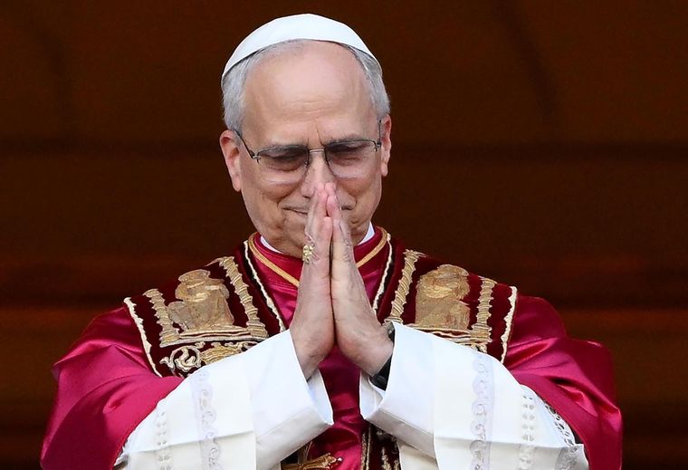 El papa León XIV repudió el ataque contra una iglesia en Gaza. 