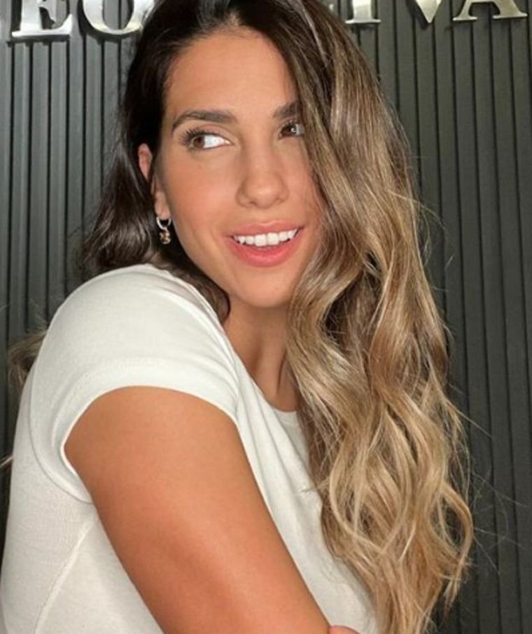 Cinthia Fernández Cinthia Fernández sorprende en la red Foto: Instagram