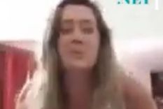 Ahora quiero hablar con mamá Las palabras de la maestra hicieron estallar las críticas.