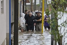 El Municipio de Bahía Blanca habilitó un alias para recibir donaciones para los damnificados por la inundación. Foto: EFE