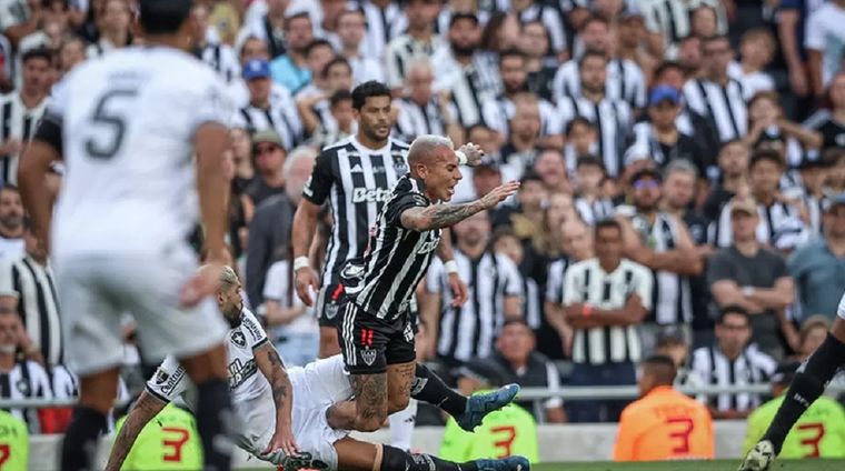 Los Galos cayeron en el Monumental. Foto: Atlético Mineiro