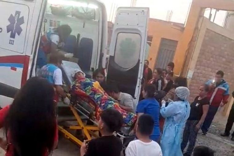 El atentado se produjo en una plaza del centro, mientras la funcionaria participaba de un evento con niños.