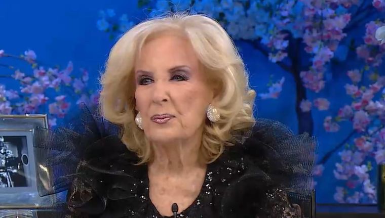 La diva protagonizó un momento algo incomodo al aire. Foto: Captura de pantalla/ eltrece