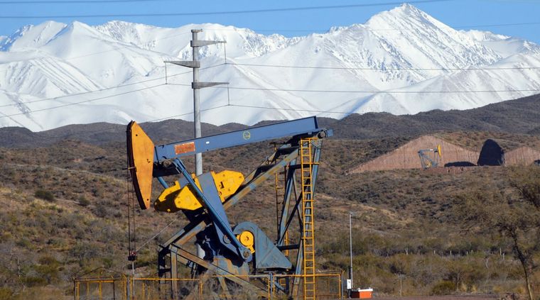 YPF culminó el Plan Andes y nuevas empresas se hicieron cargo de áreas maduras en Mendoza. Foto: ALF PONCE MERCADO / MDZ