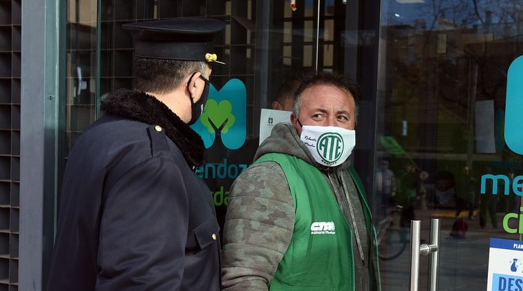 Enfrentados Hay sueldos de hambre, señalaron los sindicalistas antes de que se desatara la batahola. Foto: ALF PONCE / MDZ