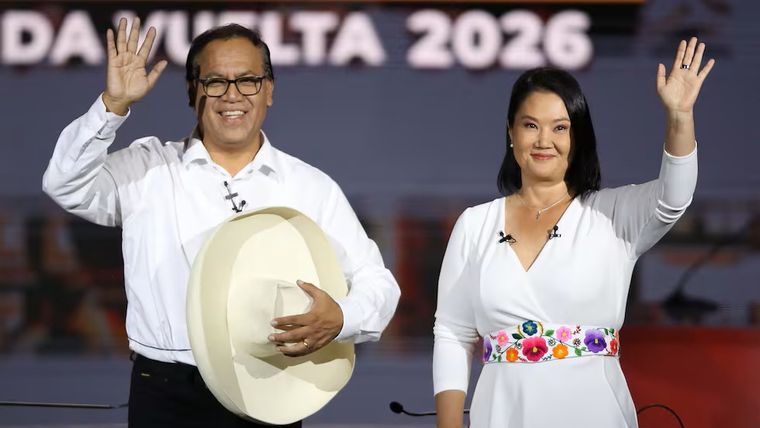 Una vez más la candidata de la derecha en Perú Keiko Fujimori está cerca de la presidencia.
