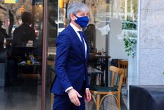 El juez acusado al ingresar a una de las indagatorias. Declaró durante alrededor de 30 horas. Foto: ALF PONCE MERCADO / MDZ