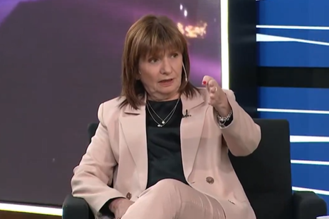 La ministra de Seguridad, Patricia Bullrich, se refirió a los procesos electorales ocurridos en Santa Fe y Formosa. La ministra de Seguridad, Patricia Bullrich, se refirió a los procesos electorales ocurridos en Santa Fe y Formosa.