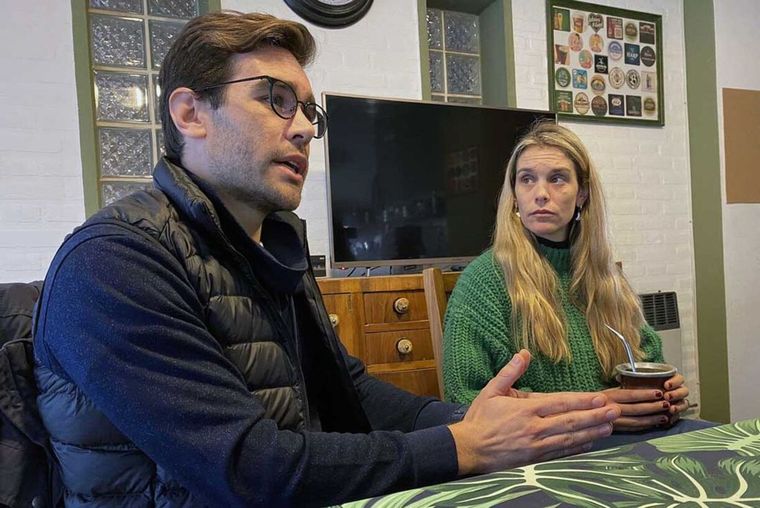 Los hermanos siguen apoyando a su padre Foto: Tomy Fragueiro / La Voz