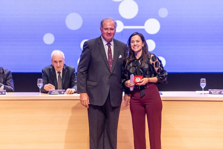 La científica mendocina María Laura Mascotti fue premiada por sus avances en bioquímica y biología molecular. La científica mendocina María Laura Mascotti fue premiada por sus avances en bioquímica y biología molecular.