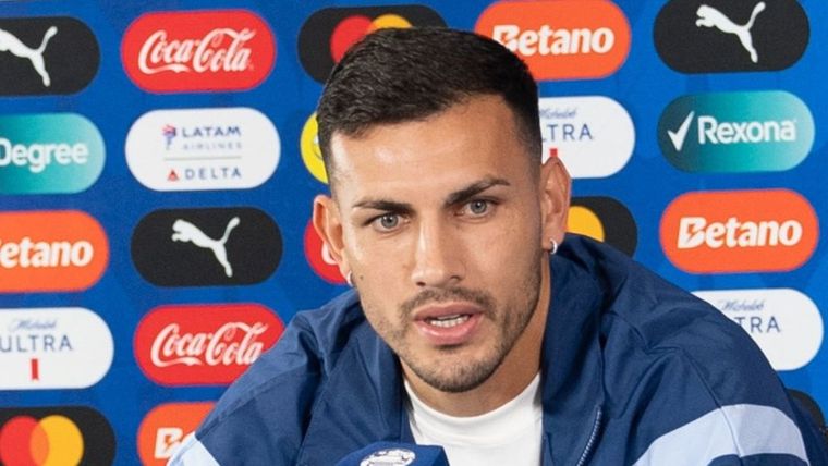 Paredes jugará las semifinales con una nueva imagen. Foto: @Argentina