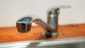 Aguas Mendocinas comunicó que un corte de agua por rotura de caño afectó el centro de Mendoza.