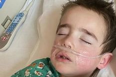 El pequeño tiene coronavirus y su madre publicó un video mostrando los síntomas del niño